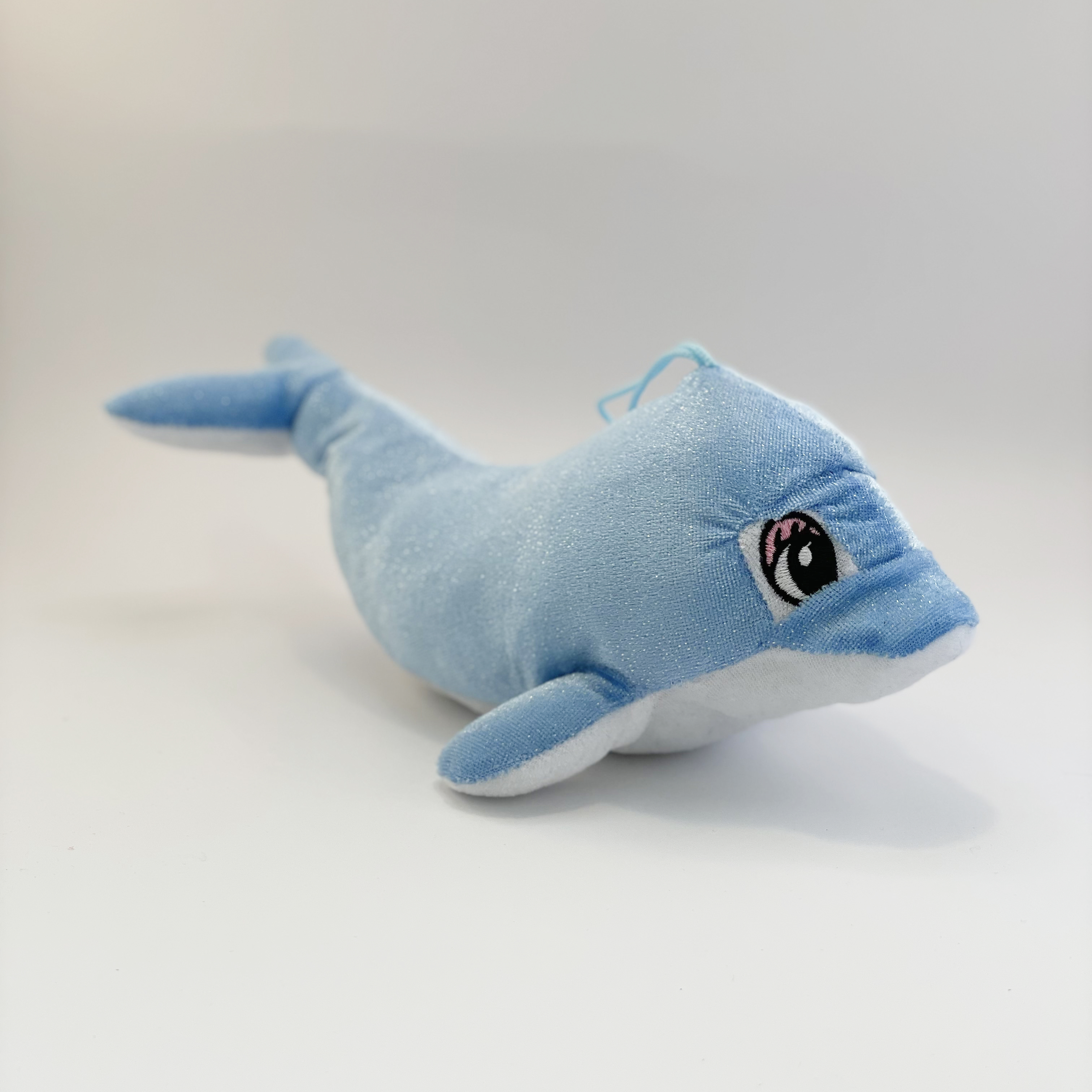 Knuffelwalvis Dolfina zijkant rechts